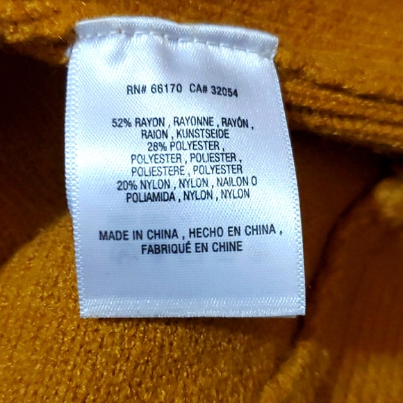 Moth Sweater - Picture 4 of 8